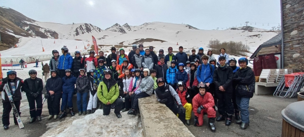 SÉJOUR AU SKI DANS LES PYRÉNÉES