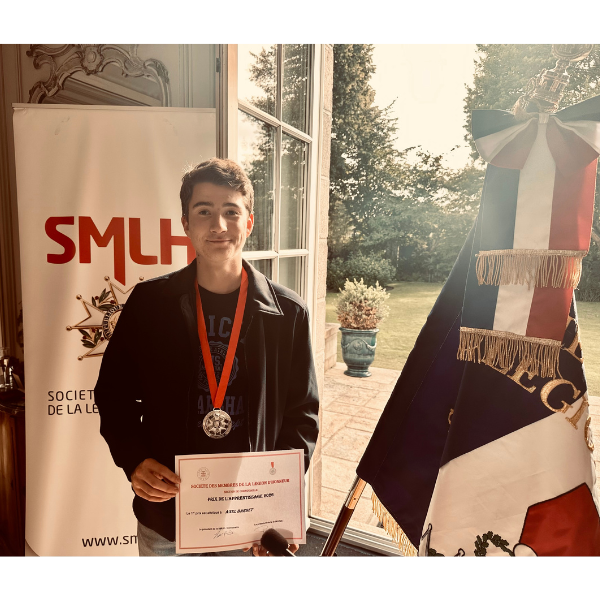 Un élève de terminale Bac Pro MSPC distingué par la Société des Membres de la Légion d’Honneur